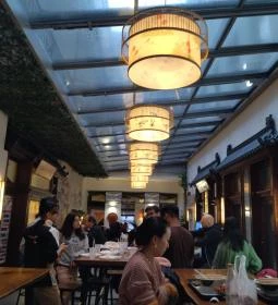 Dong Do Quan - Asian Street Food