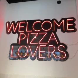 Donna Mamma Pizza Napoletana Budapest - Belső