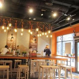 Donna Mamma Pizza Napoletana Budapest - Belső