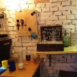 Partisan Coffee Shop Budapest - Belső