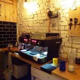 Partisan Coffee Shop Budapest - Belső