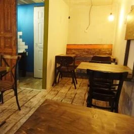 Partisan Coffee Shop Budapest - Belső