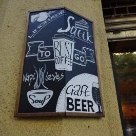 Partisan Coffee Shop Budapest - Külső kép