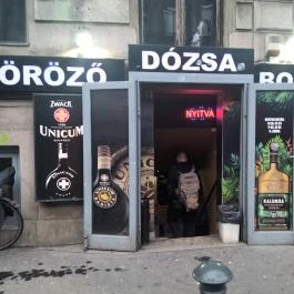 Dózsa söröző Budapest - Külső kép