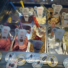 Dream Cream - Ice Cream & Bubble Waffle Budapest Budapest - Étel/ital
