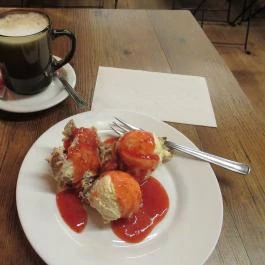 Drum Cafe Langosh & Gulash Bar Budapest - Étel/ital