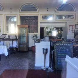 Dubarry Étterem, Budapest - Külső kép