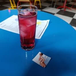 Dugattyús Budapest - Étel/ital