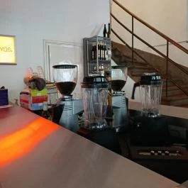 Dugattyús Budapest - Étel/ital