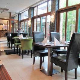 Duna Garden Hotel Étterme Budapest - Belső