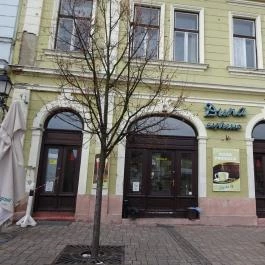 Duna Presszó Vác - Külső kép