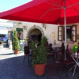  Dunacorso étterem és kávézó, Szentendre - Külső kép