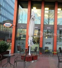 Dunaparti Cukrászda, Kávézó & Reggeliző