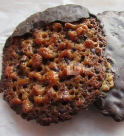 Dunaparti Cukrászda, Kávézó & Reggeliző