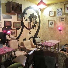 Dürer Kert, Budapest - Belső