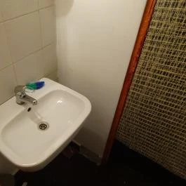 Dzsángó Budapest - Mosdó