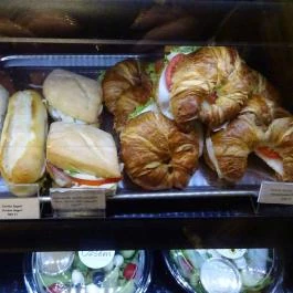 Dzsem Pékség & Kávézó Budapest - Étel/ital