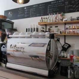 Early Bird Coffee Budapest - Belső