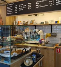 EARLY Specialty Coffee Bar