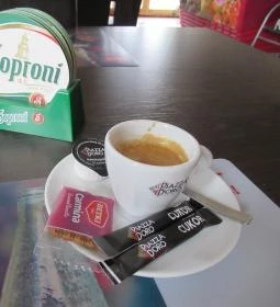 Éden Café