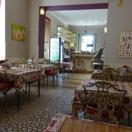 Édeni Vegán – Kézműves Vegetáriánus Étterem, Budapest - Belső