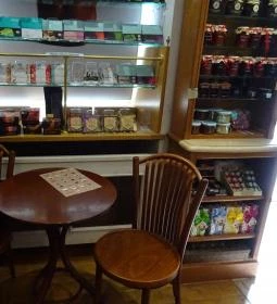 Édeni Édességek Boltja