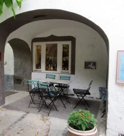 Édeni Édességek Boltja