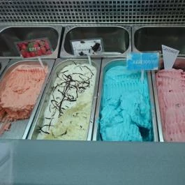 Édes Cukrászat, Pécel - Étel/ital