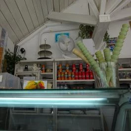 Édes Cukrászat, Pécel - Belső