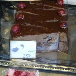 Édes Cukrászat, Pécel - Étel/ital