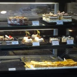 Édes-Gyömbér Cukrászda Budapest - Étel/ital