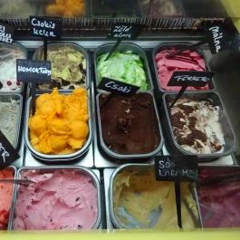 Édes-Gyömbér Cukrászda Budapest - Étel/ital