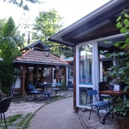 Édeske Cukrász Műhelye, Nagymaros - Külső kép