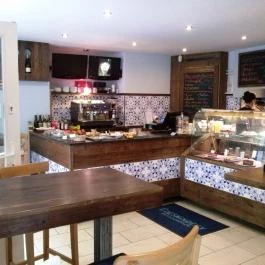 Édesmindegy, Budapest - Belső