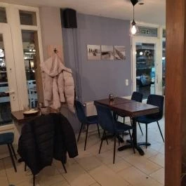 Édesmindegy, Budapest - Belső