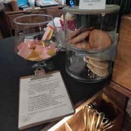 Édesmindegy, Budapest - Étel/ital