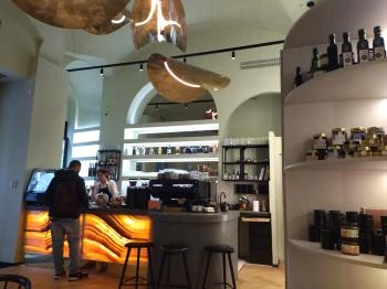 Edison & Jupiter Budapest