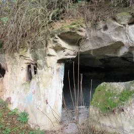 Sáfrány Kert és Egerszalóki Barlanglakások, Egerszalók - 