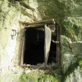 Sáfrány Kert és Egerszalóki Barlanglakások, Egerszalók - 