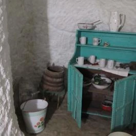 Sáfrány Kert és Egerszalóki Barlanglakások, Egerszalók - 