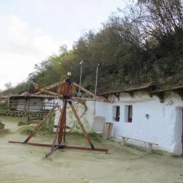 Sáfrány Kert és Egerszalóki Barlanglakások, Egerszalók - 