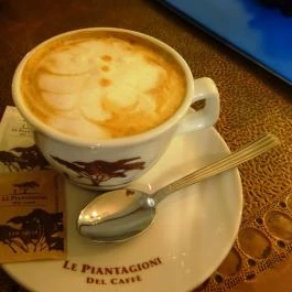 Egoist Café Budapest - Étel/ital