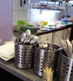 Egyelek + (Modern Étkezde)