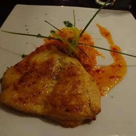 Eiffel Bistro & Bar Budapest - Étel/ital