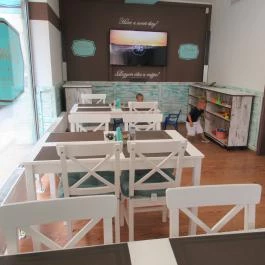 Eleche, Budapest - Belső