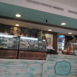 Eleche, Budapest - Belső