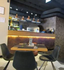 Elements Budapest Bar & Restaurant