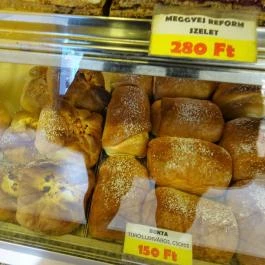 Eliza Pékség Budapest - Étel/ital