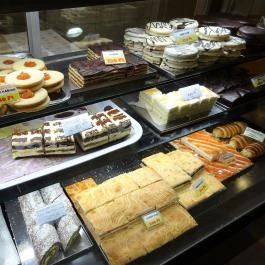 Eliza Pékség Budapest - Étel/ital