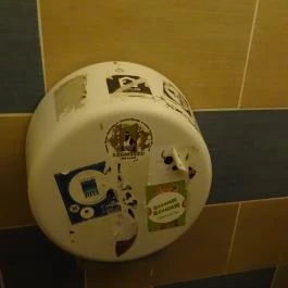 Ellátó Kert, Budapest - Mosdó